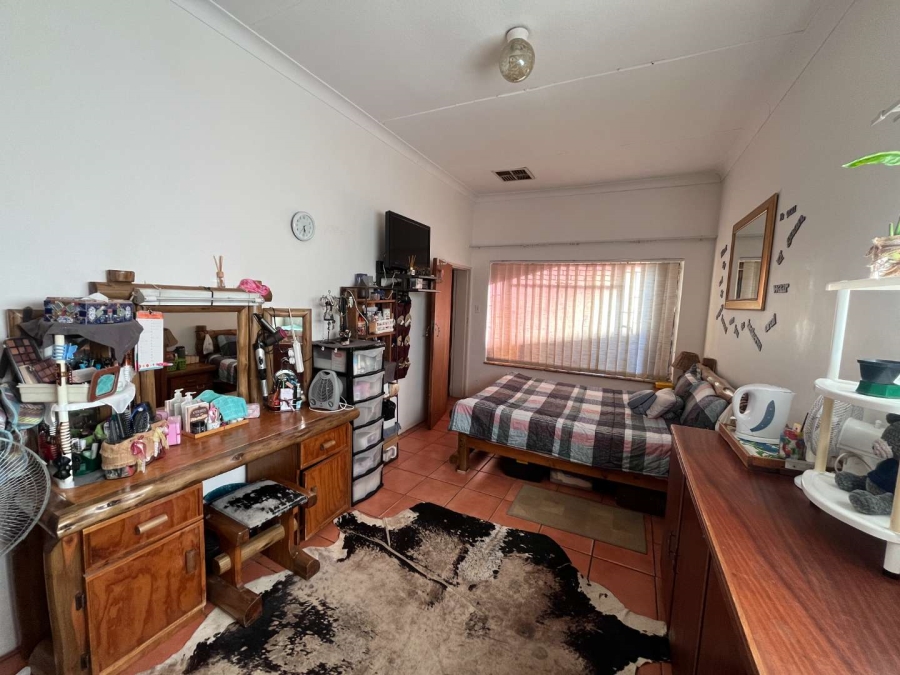 5 Bedroom Property for Sale in Die Rand Northern Cape